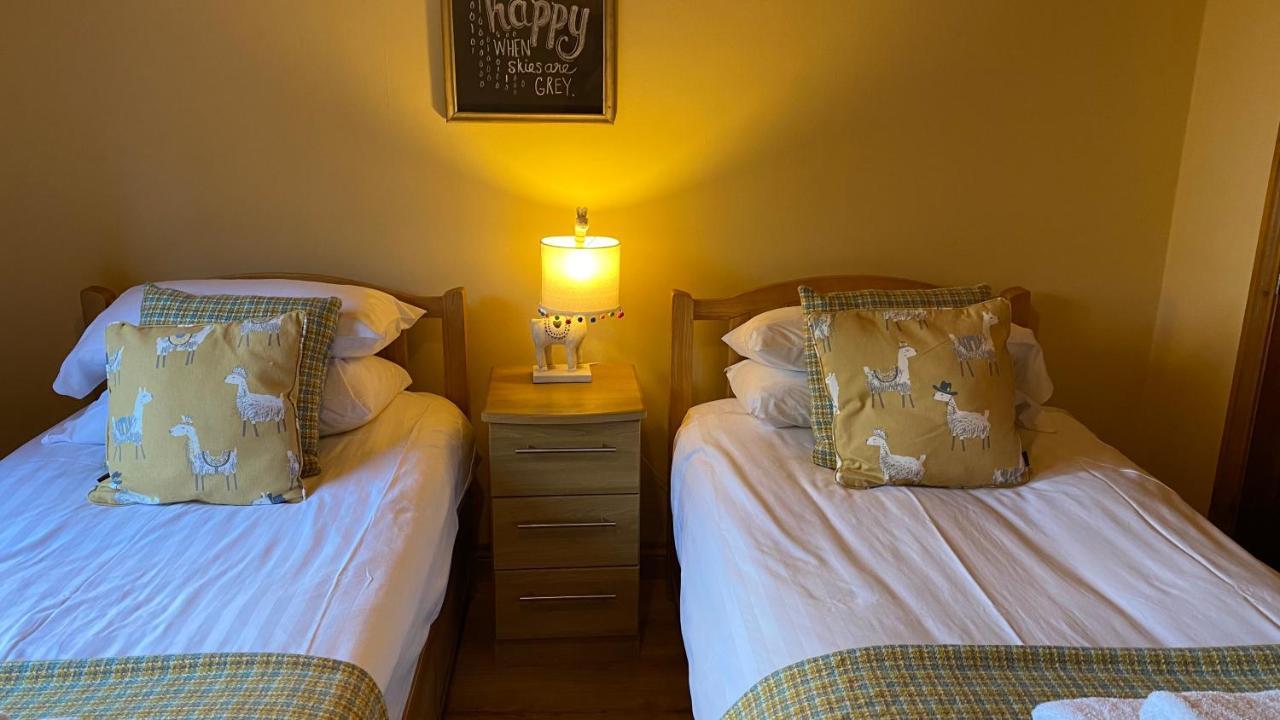 Kingfisher Lodge With Hot Tub Cupar Bagian luar foto